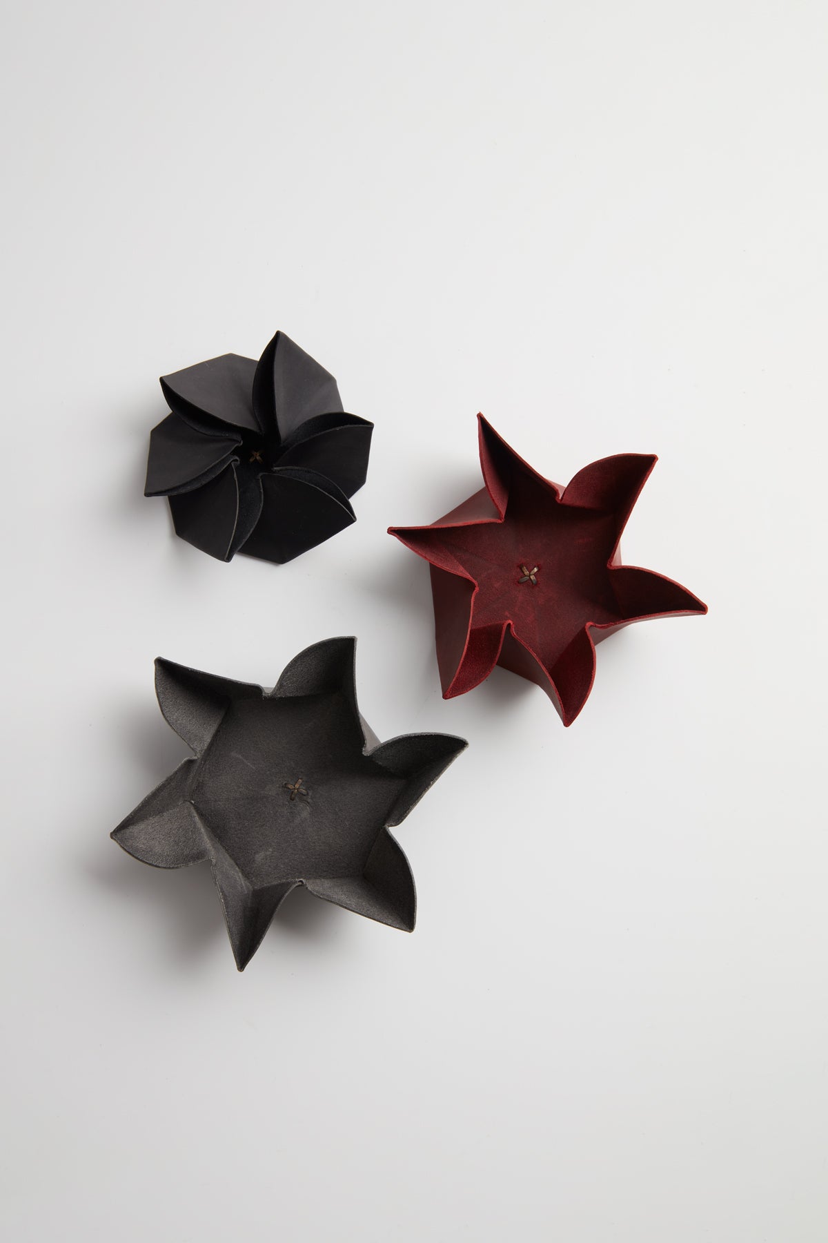 HEXAGON FOLDED POUCH