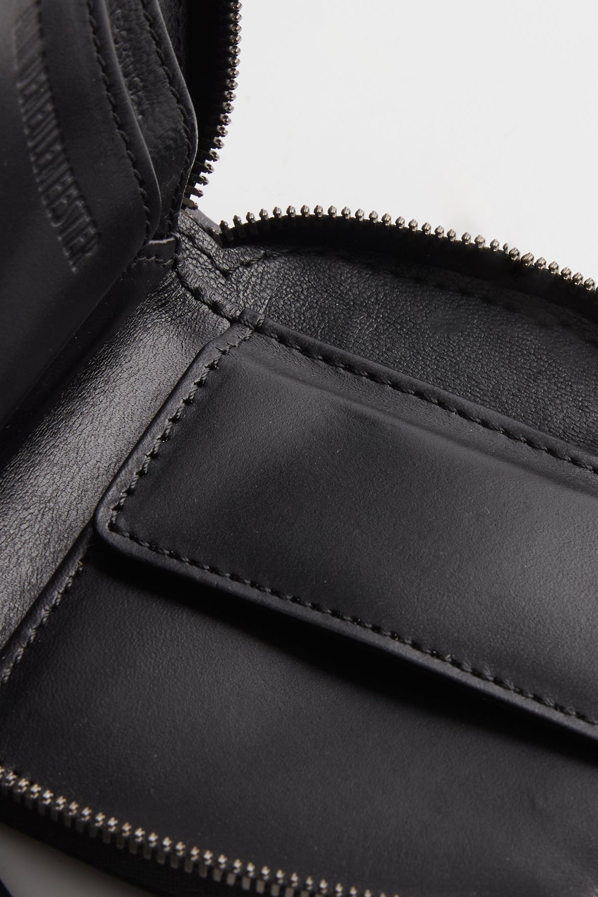 ROUND ALANA WALLET