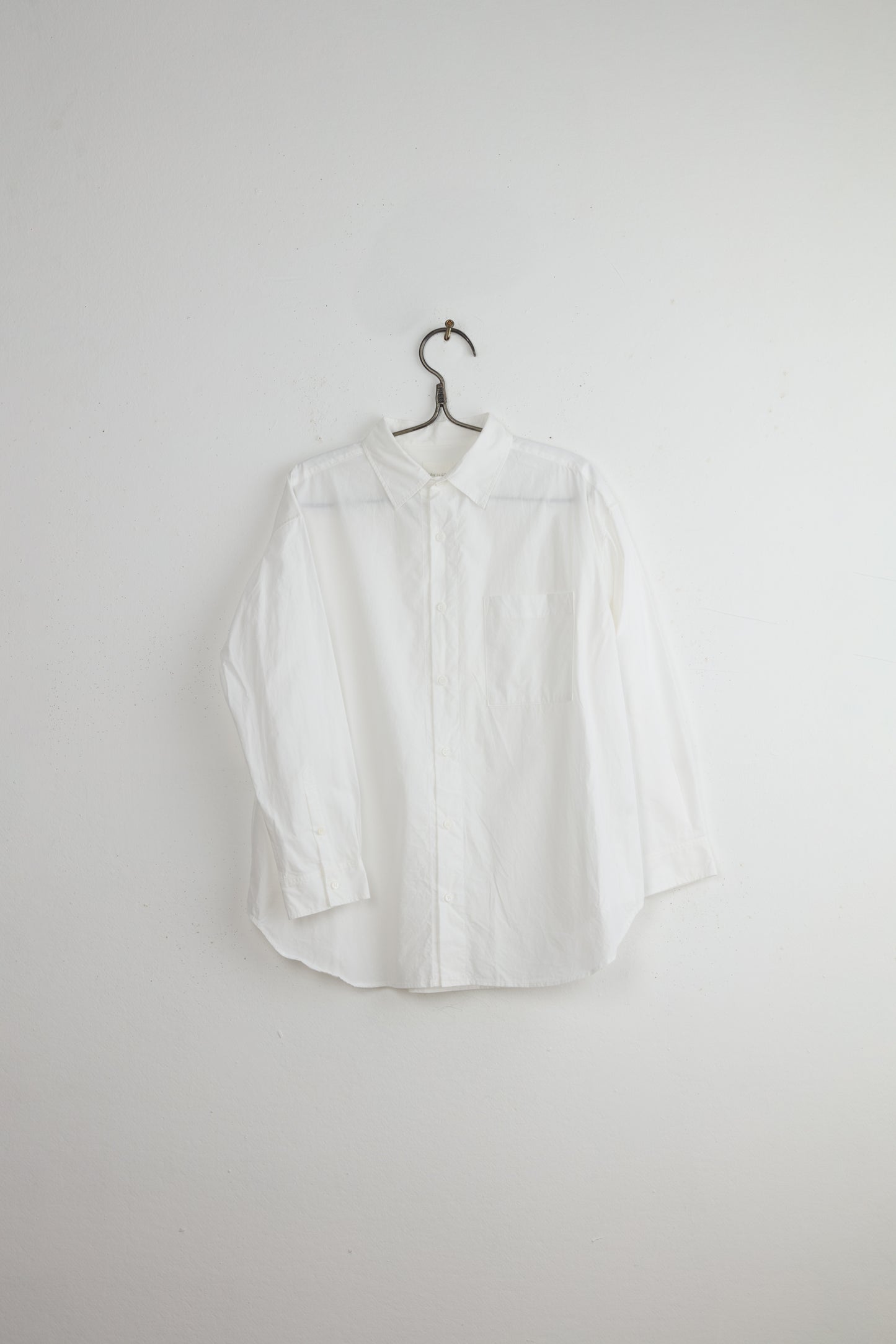 BACK GATHERED SHIRT