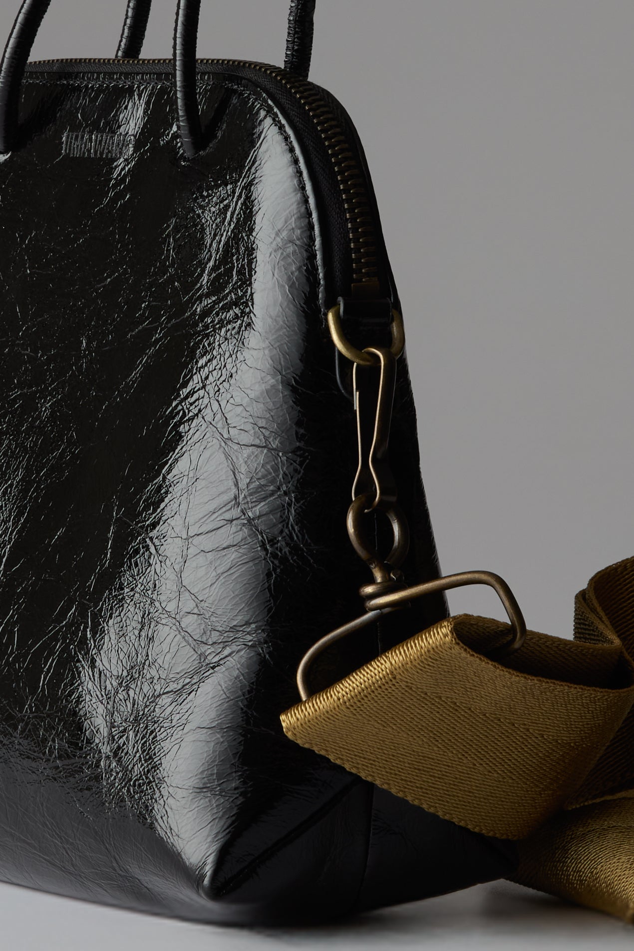 SOFT SMALL CLUTCH