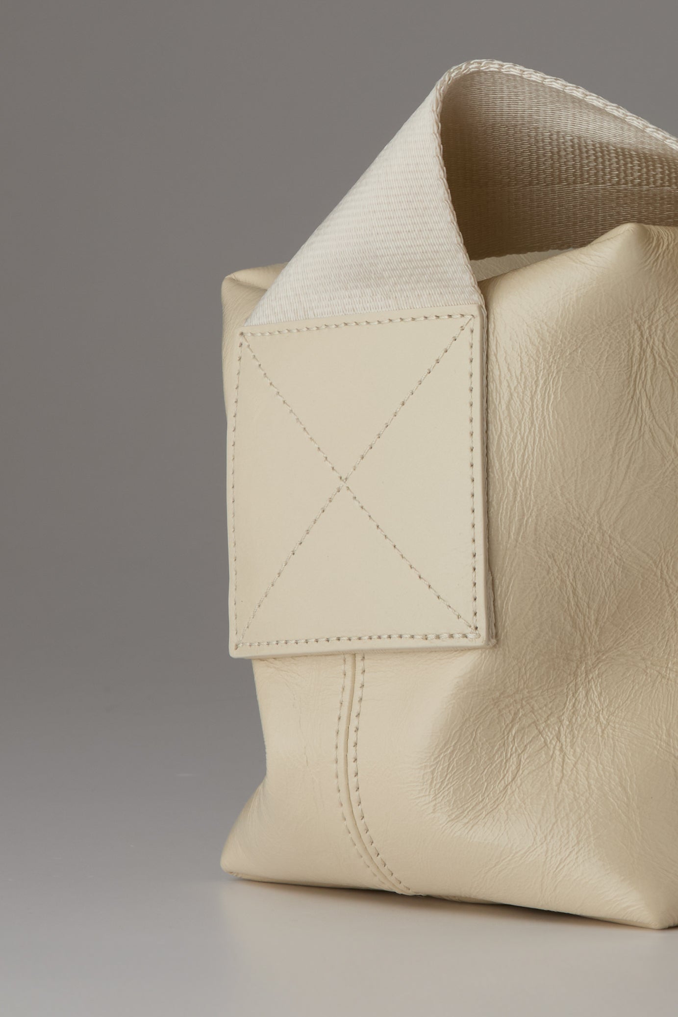 SMALL TOFU BAG