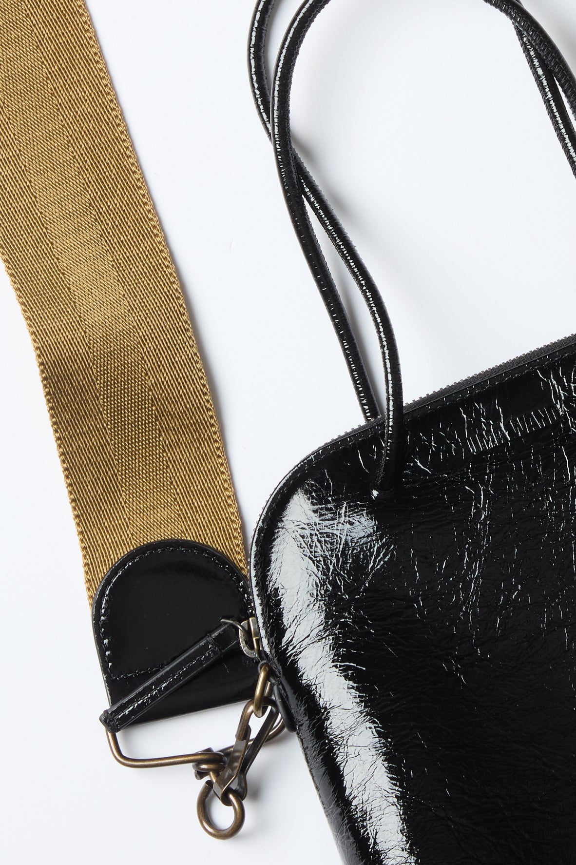 SOFT SMALL CLUTCH