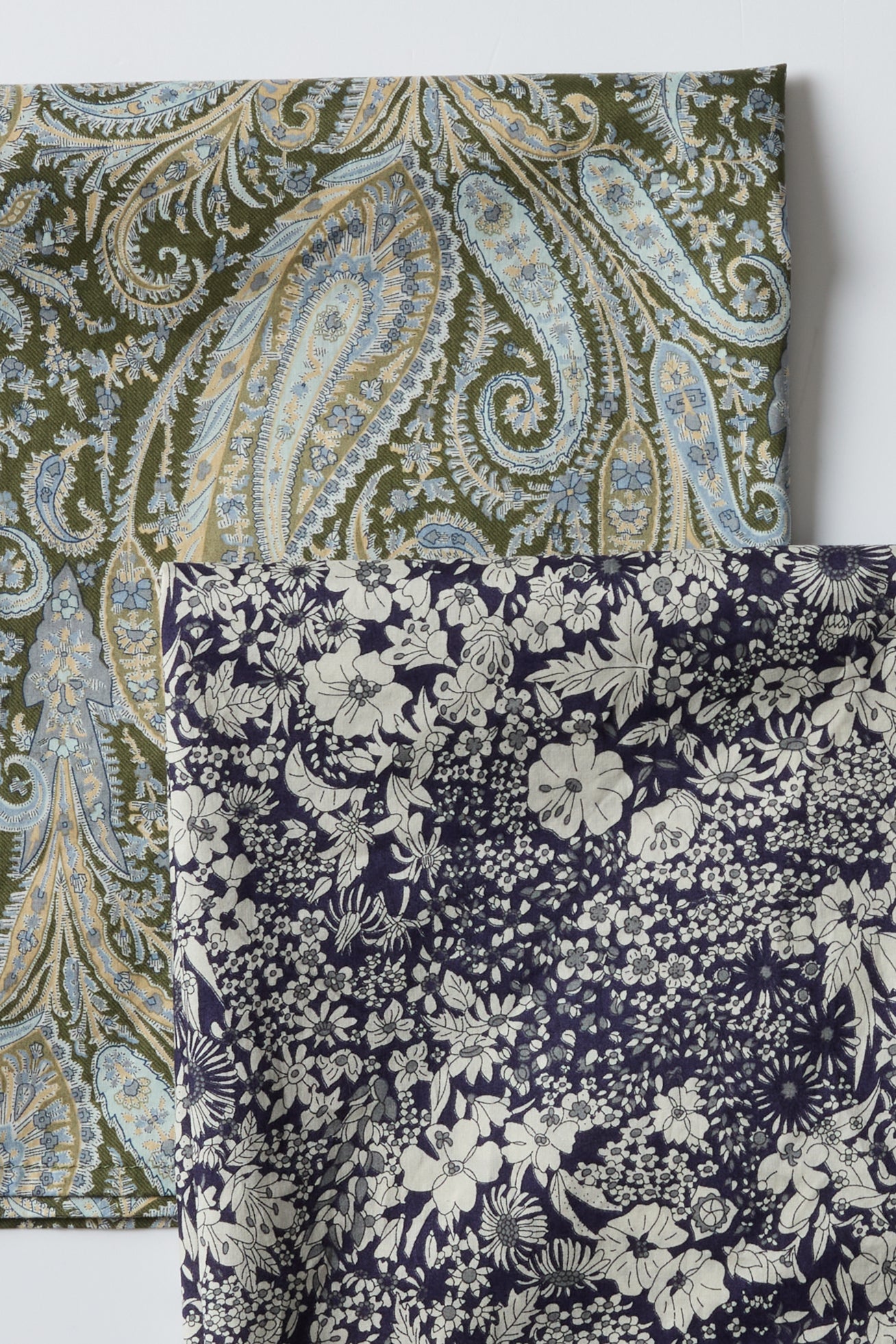 LIBERTY HANDKERCHIEF