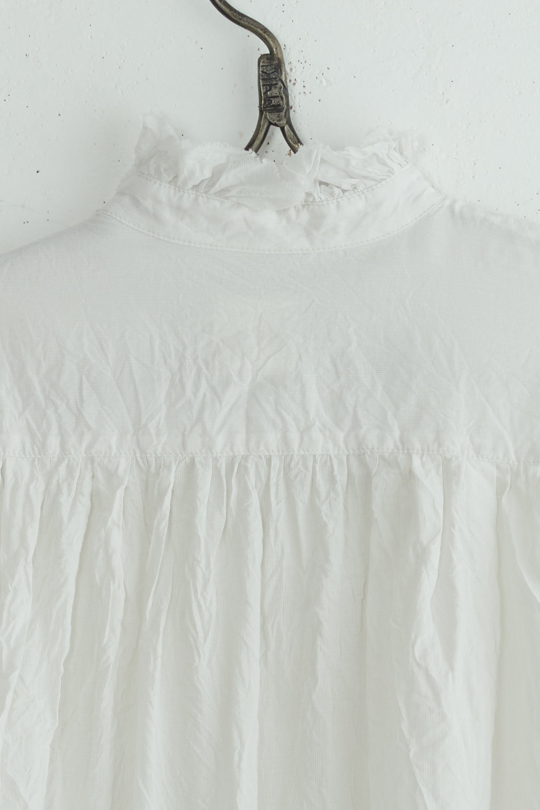 BISHOP SLEEVE RUFFLE SHIRT