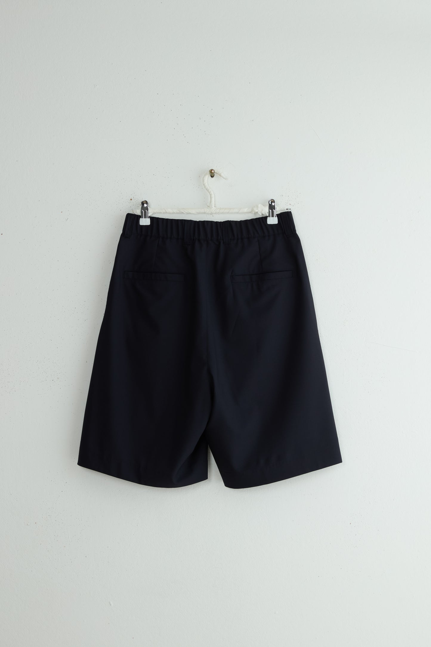 2 IN-PLEAT SHORTS