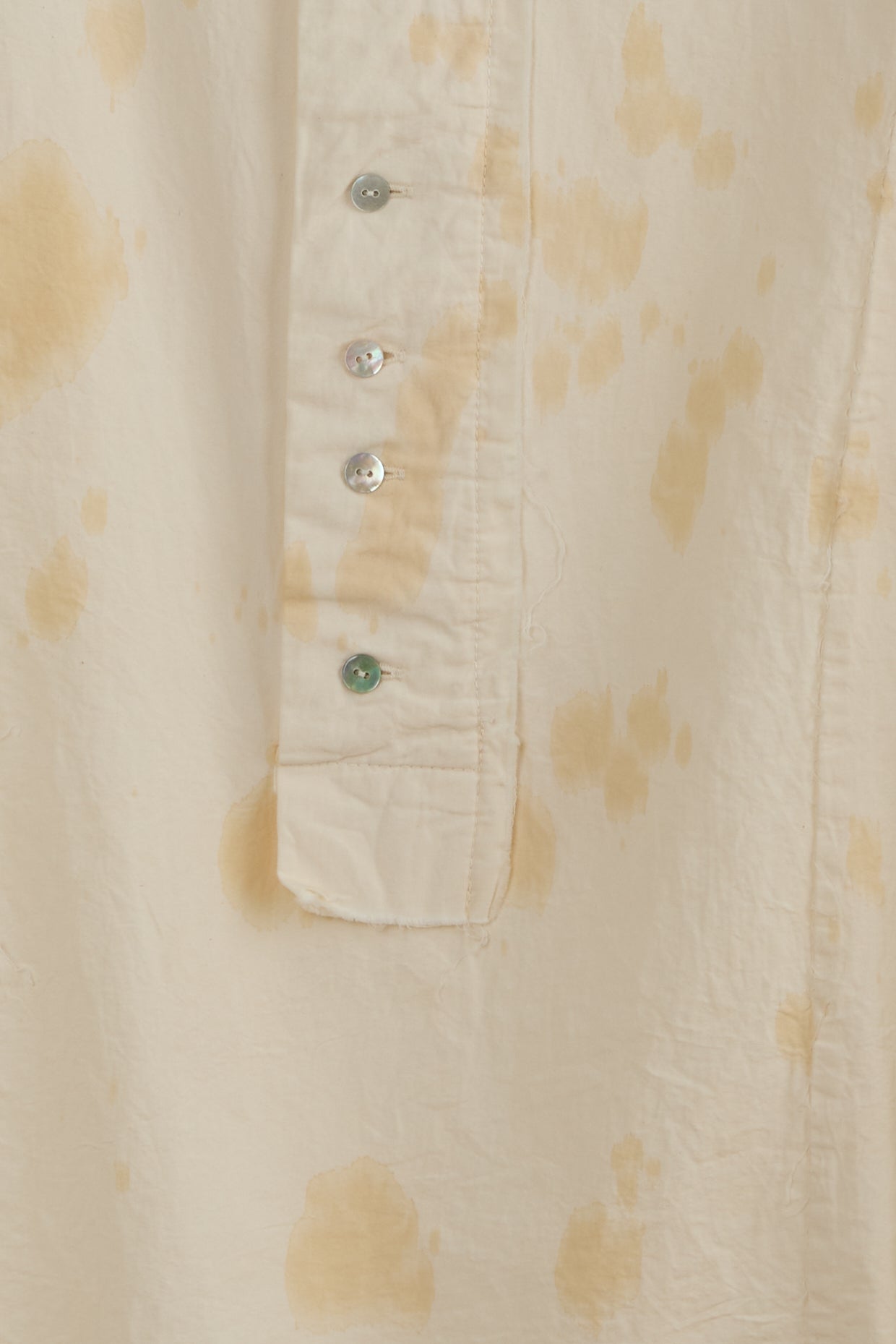TEA SHIRT