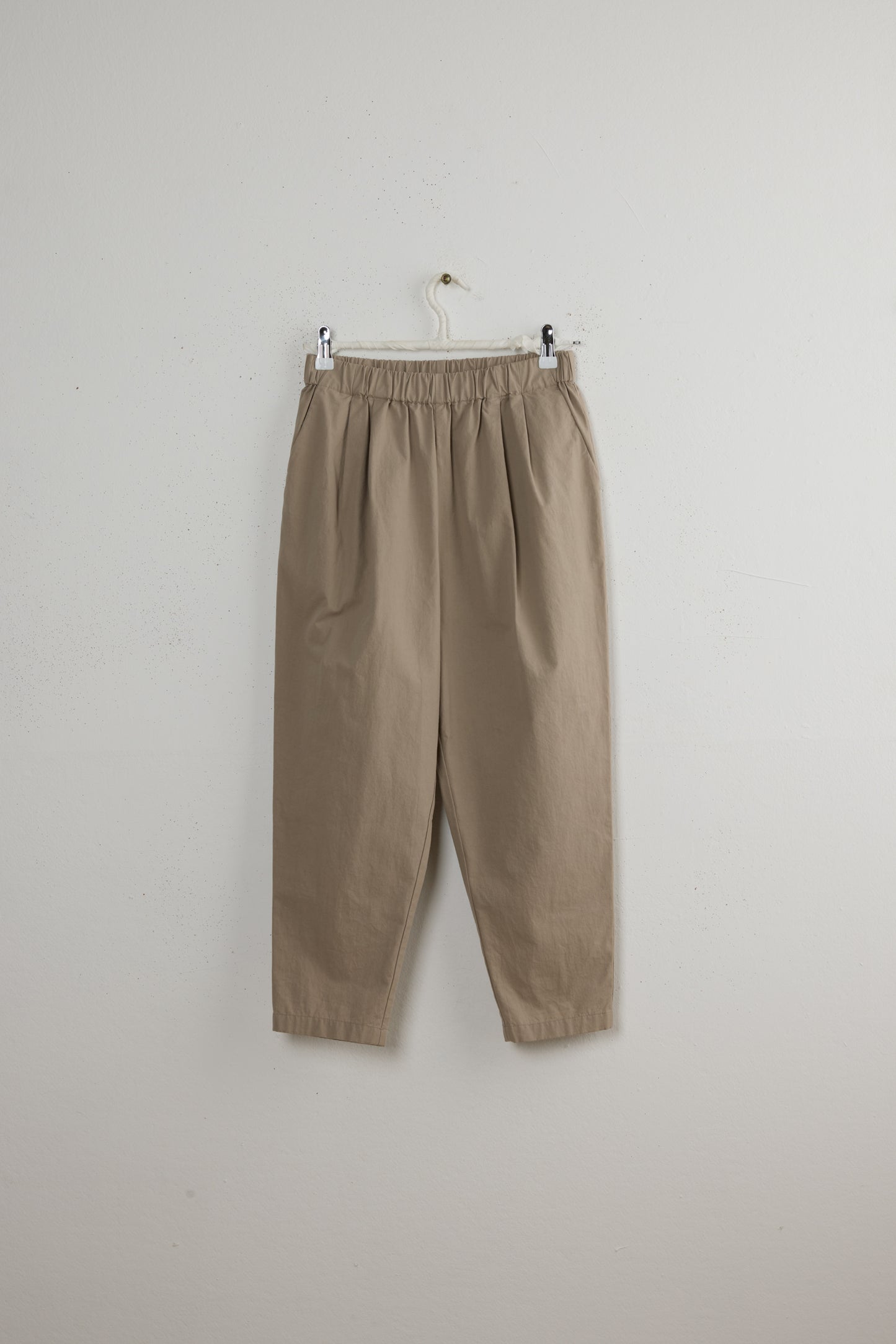 COTTON TUCK PANTS