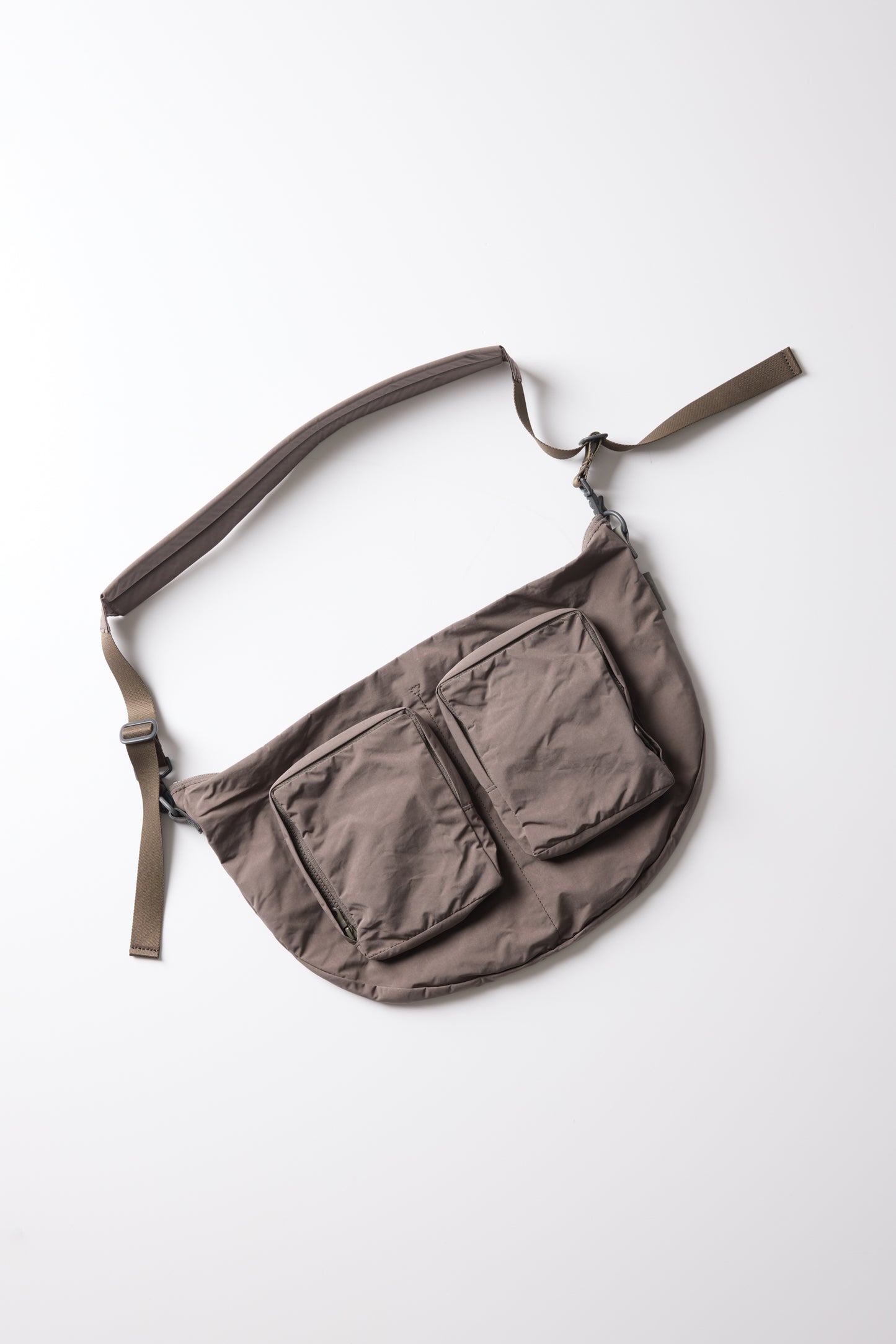SPLIT YARN BODYBAG