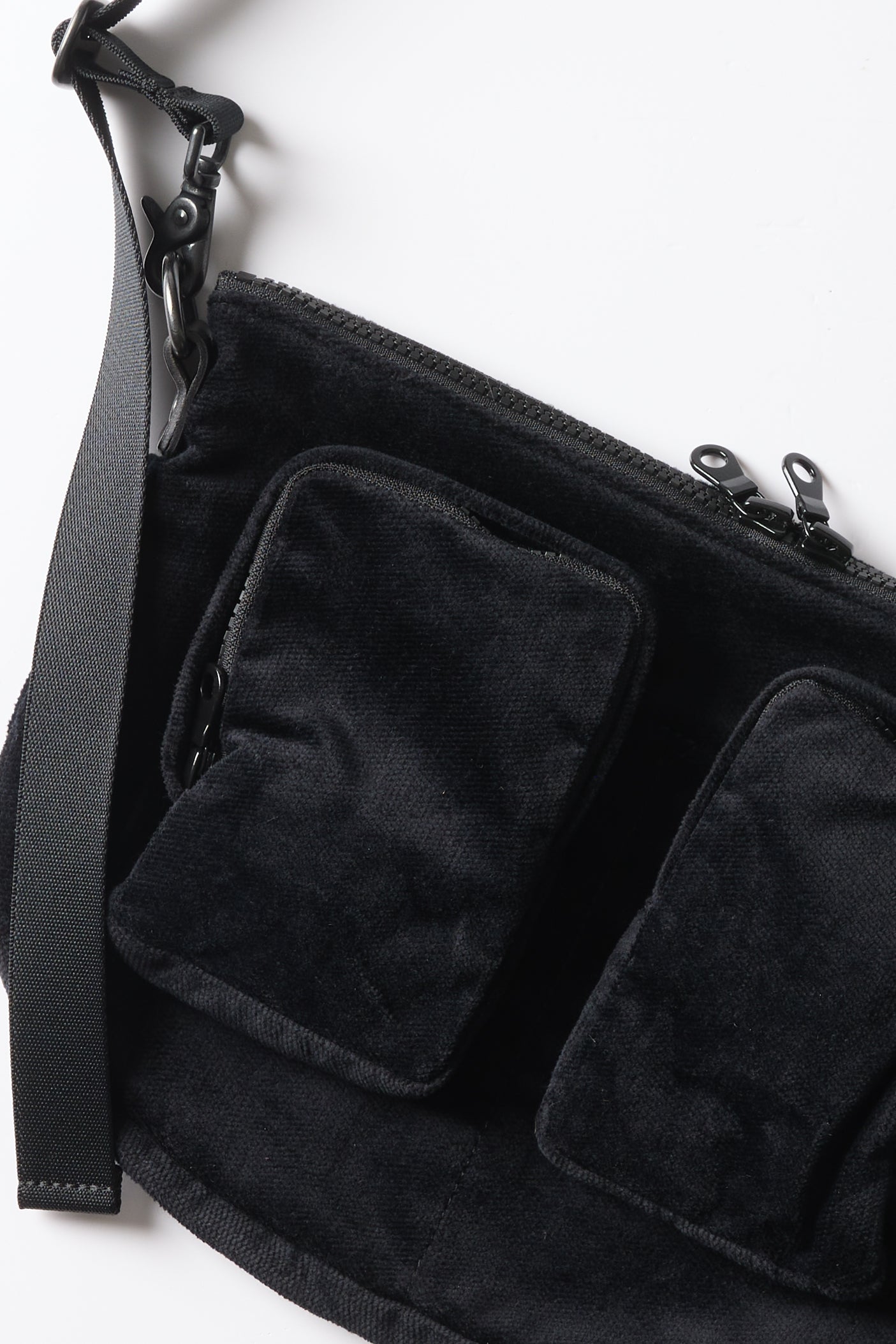 CORDUROY BODYBAG (S)