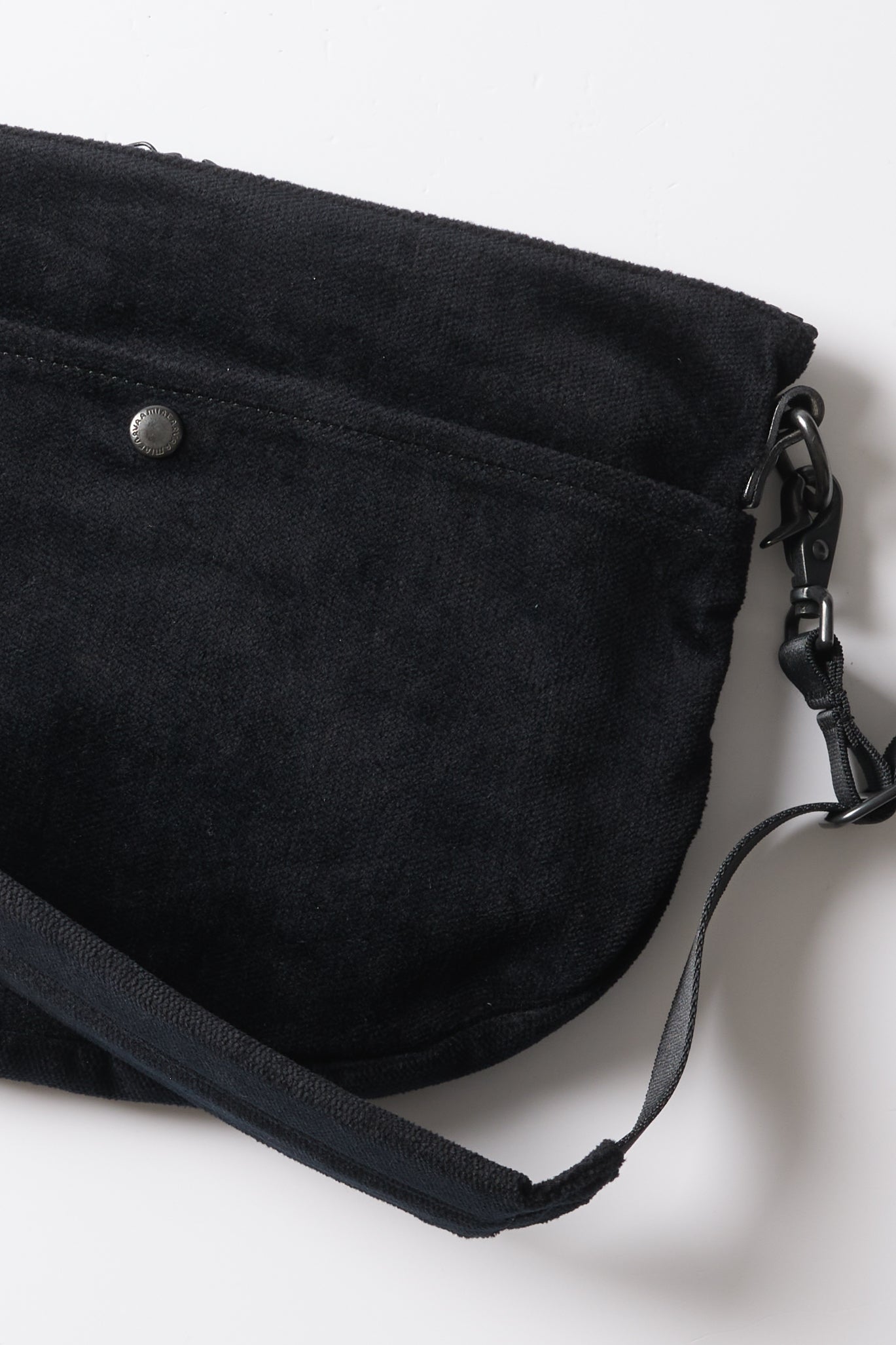 CORDUROY BODYBAG (S)