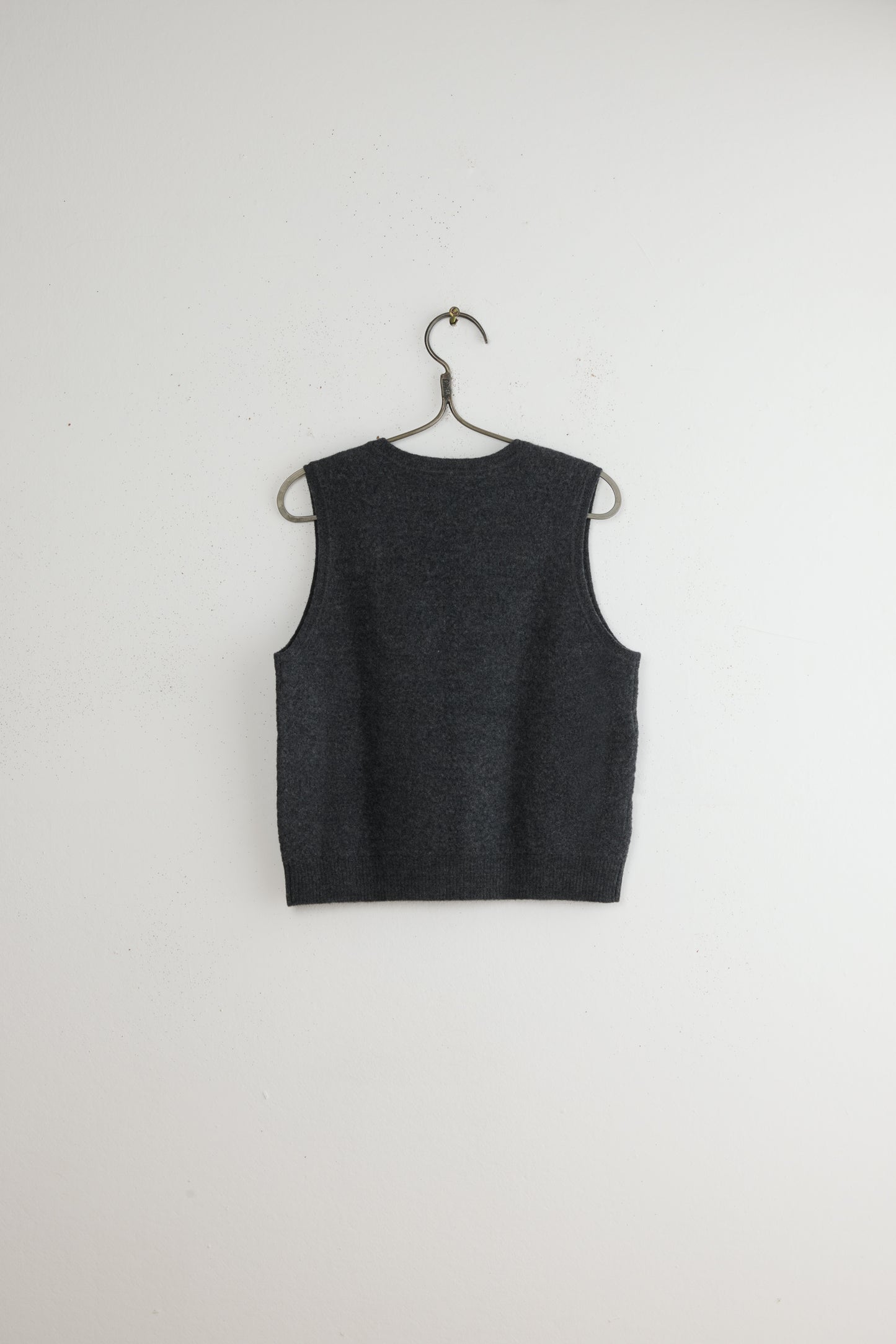 STITCH KNIT VEST
