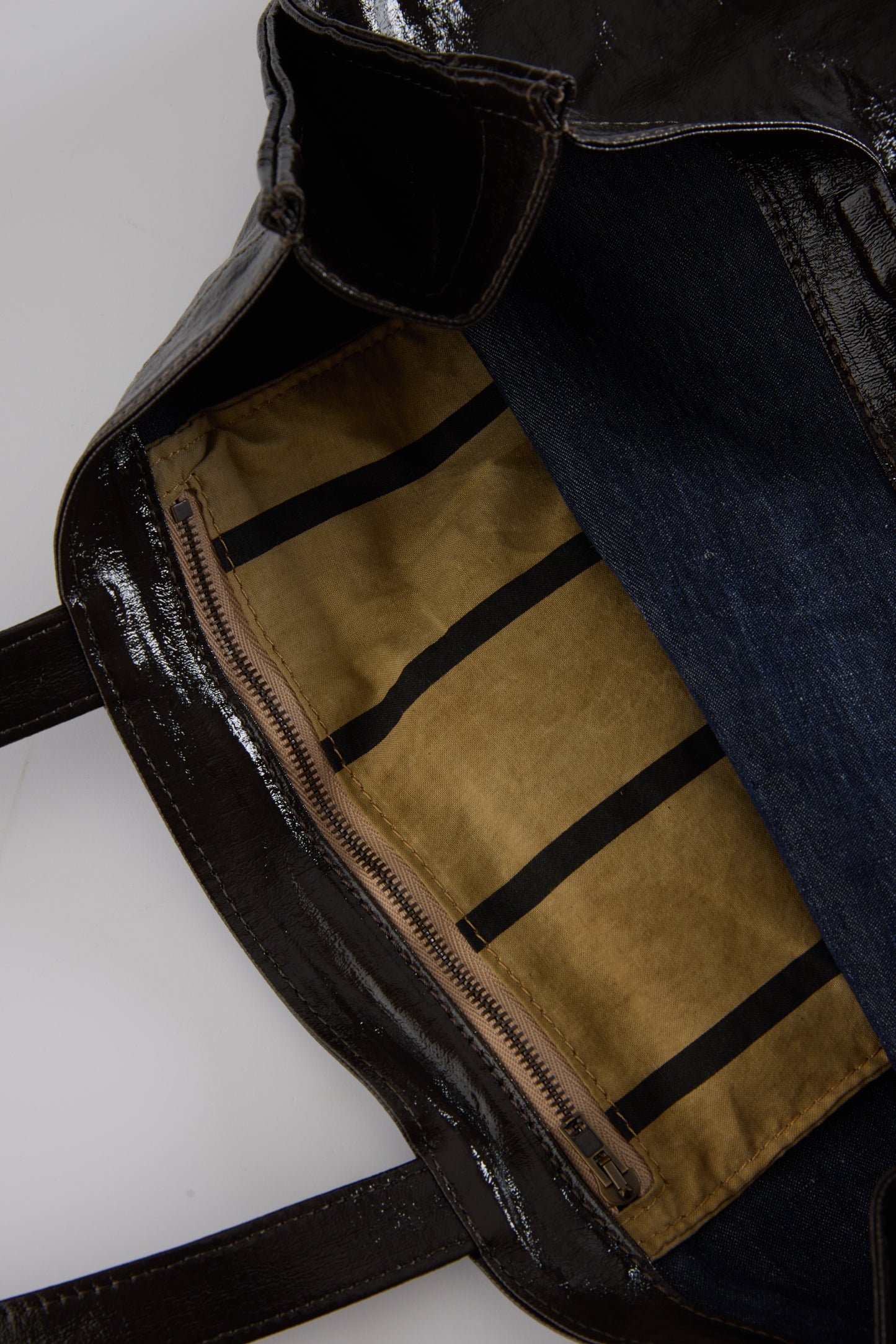 M CASE BAG