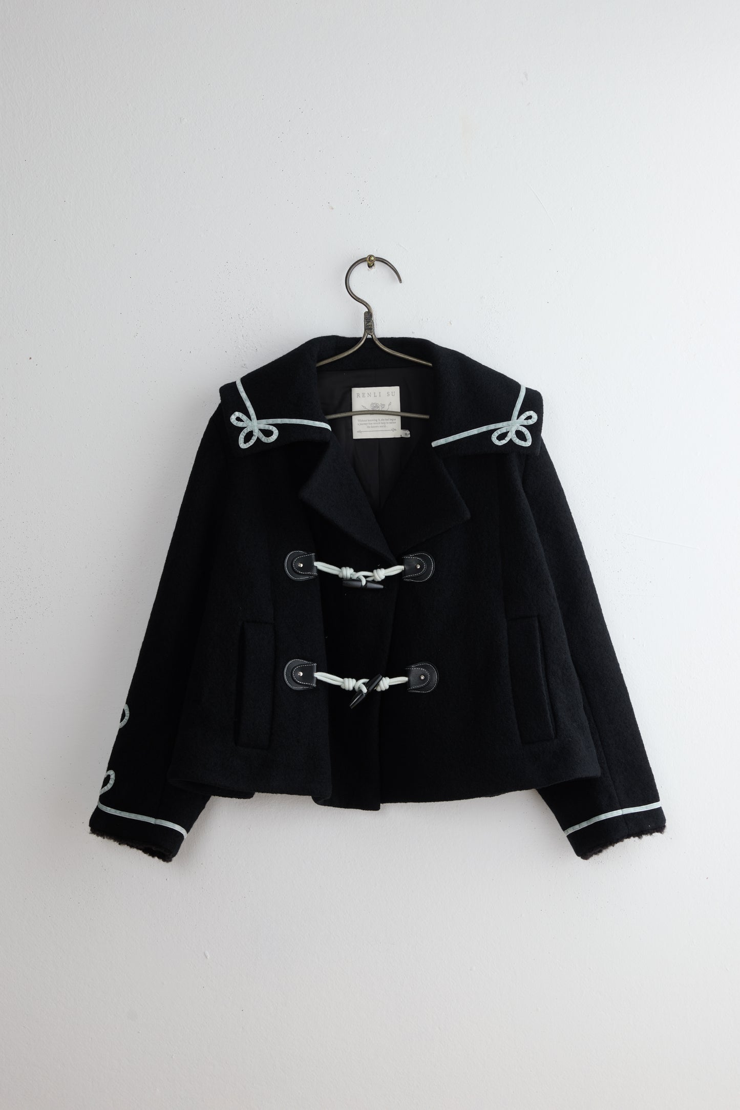 EMBROIDERY W COAT
