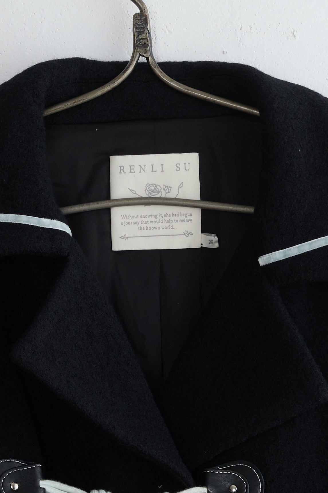 EMBROIDERY W COAT