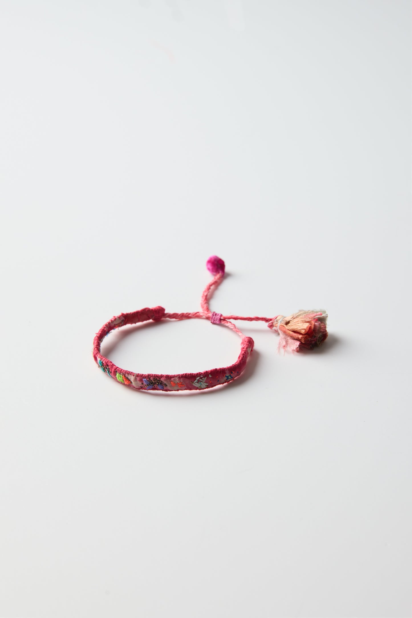 PINK EMBROIDERED BRACELET