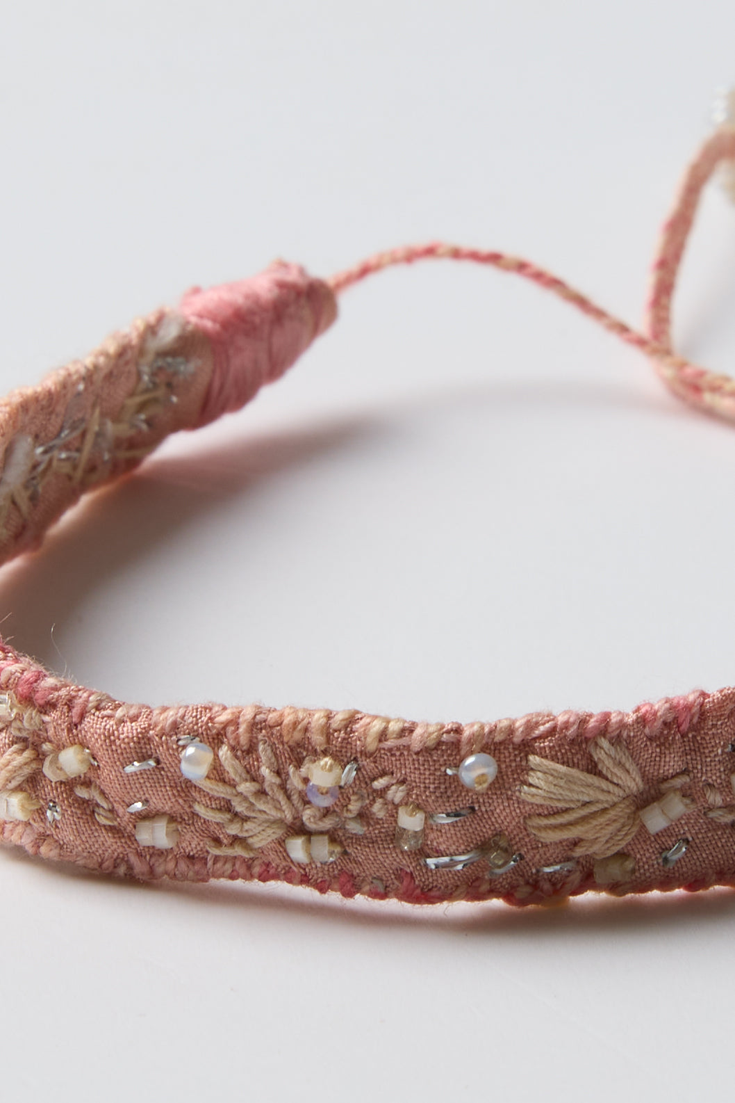 PINK BEAD FLOWER BRACELET