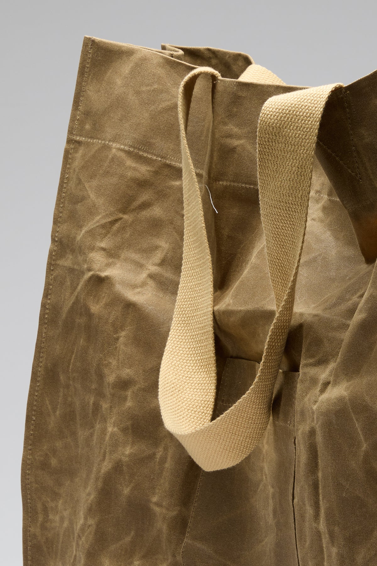 YOUNG WAXED BAG