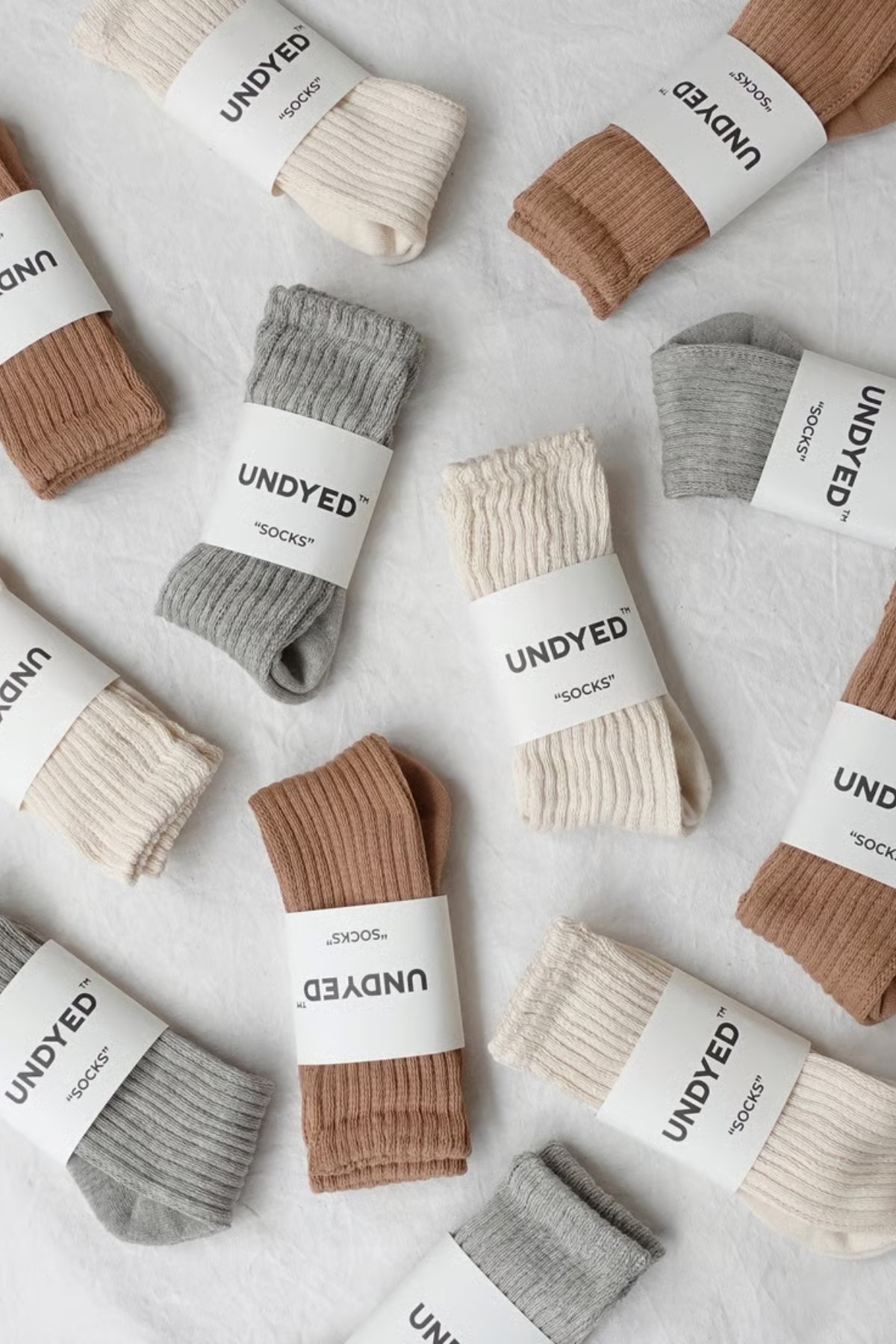 UNDYED SOCKS