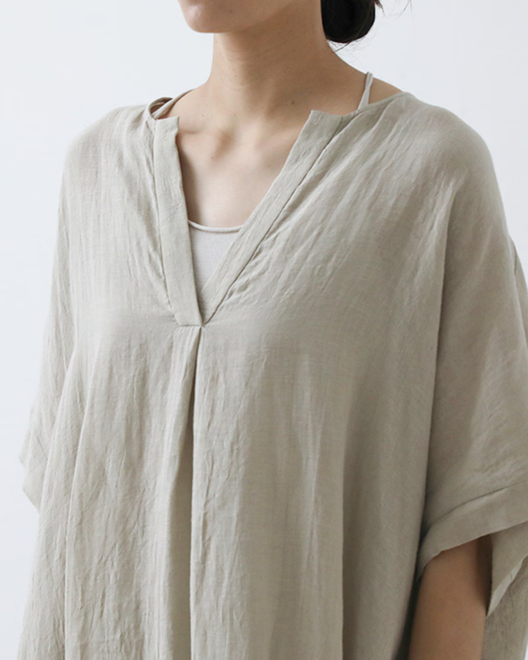 LINEN PONCHO