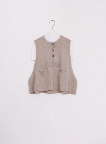 KNIT VEST