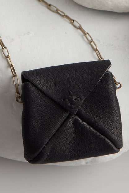 MINI ENVELOPE NECKLACE