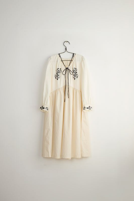 EMBROIDERY DRESS