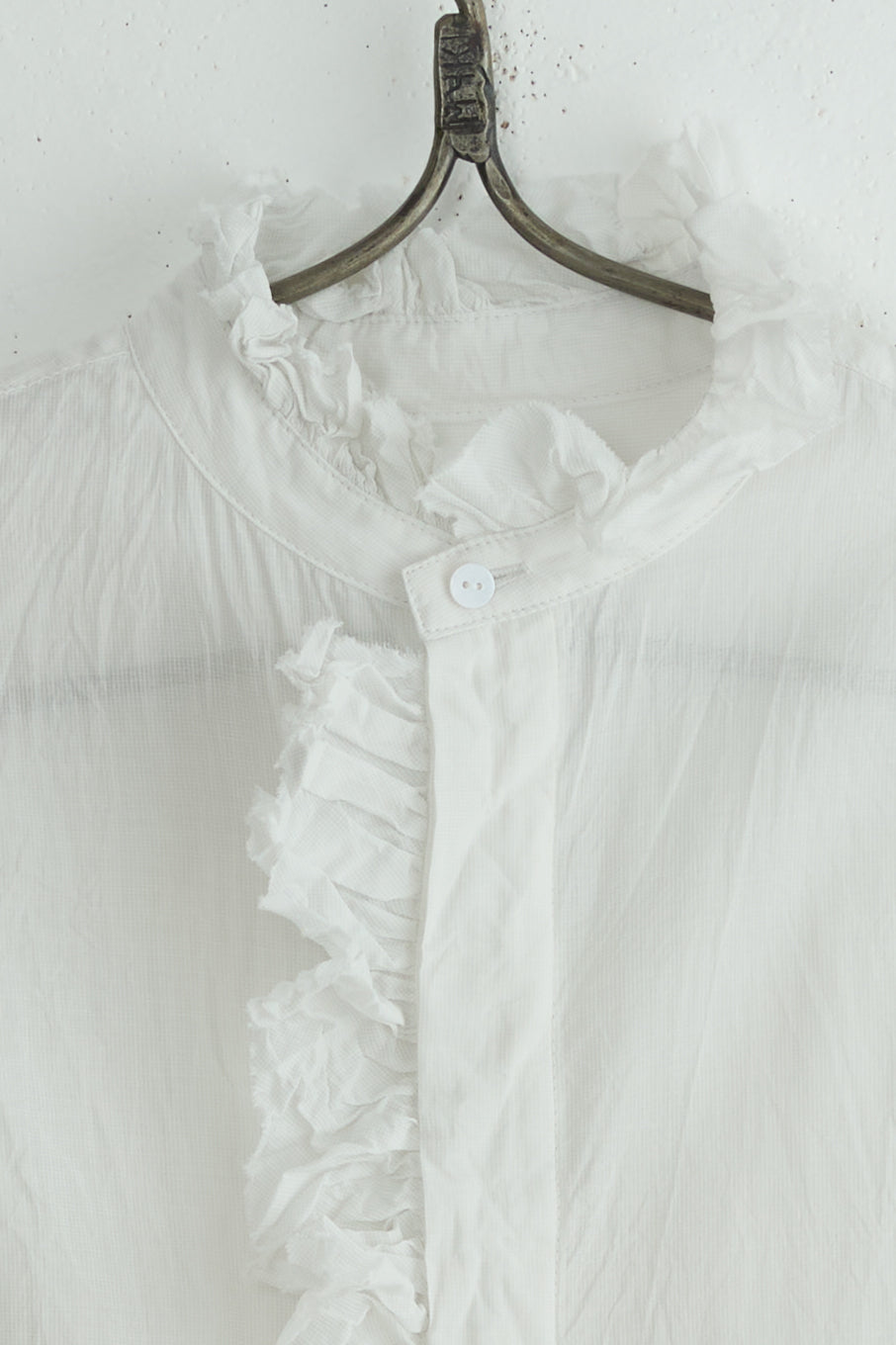 BISHOP SLEEVE RUFFLE SHIRT
