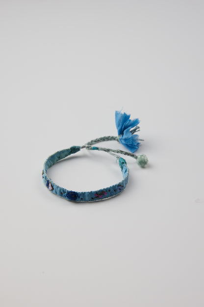 BLUE EMBROIDERED BRACELET