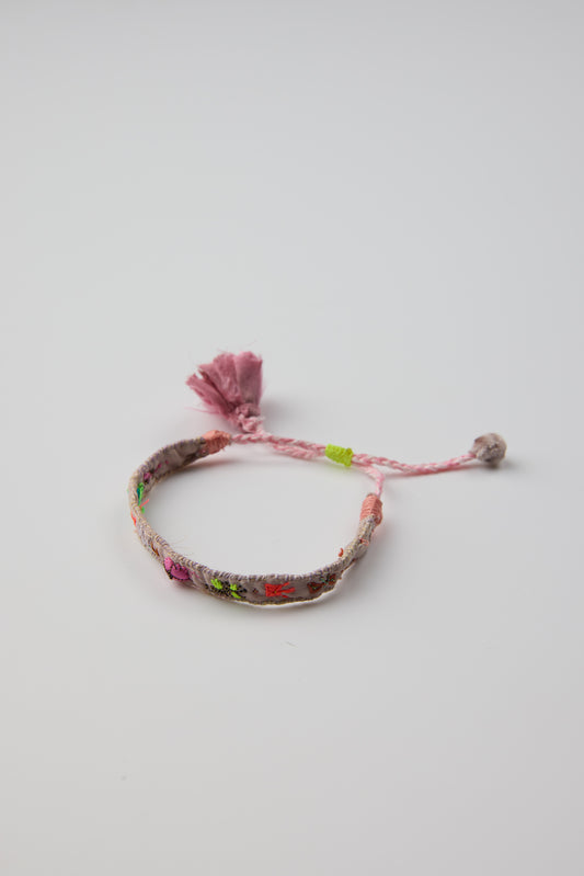 PURPLE EMBROIDERED BRACELET