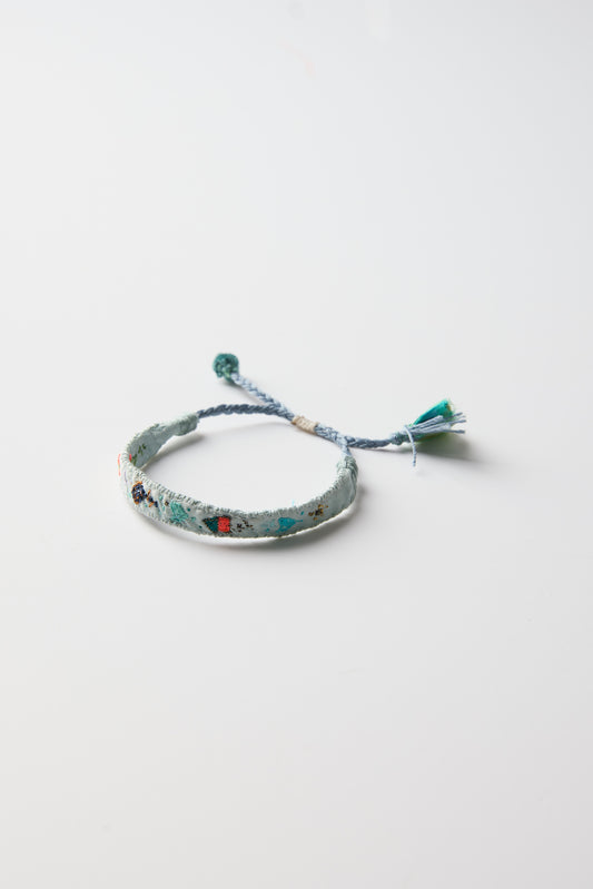 BLUE EMBROIDERED BRACELET