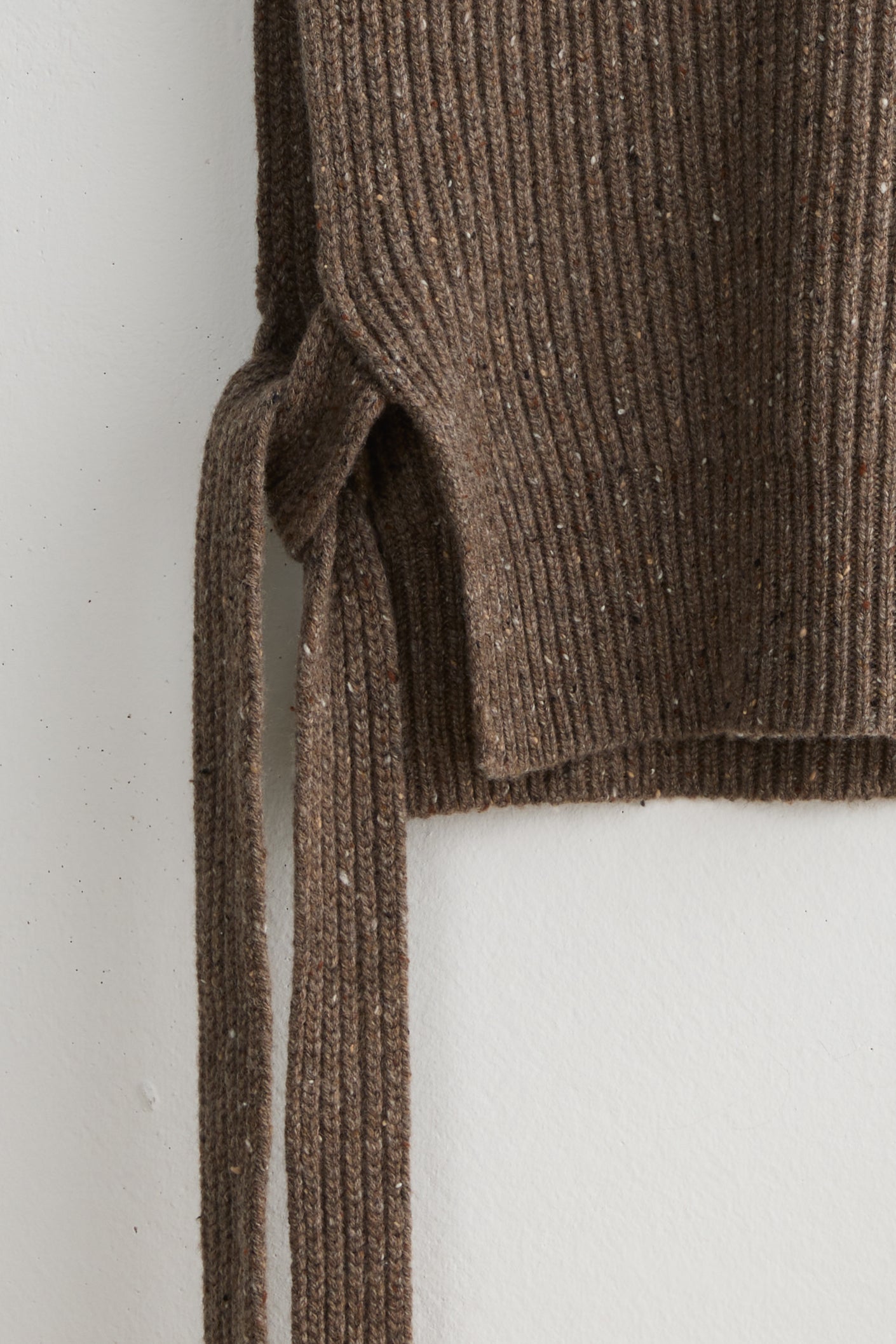SLV HIGH NECK VEST
