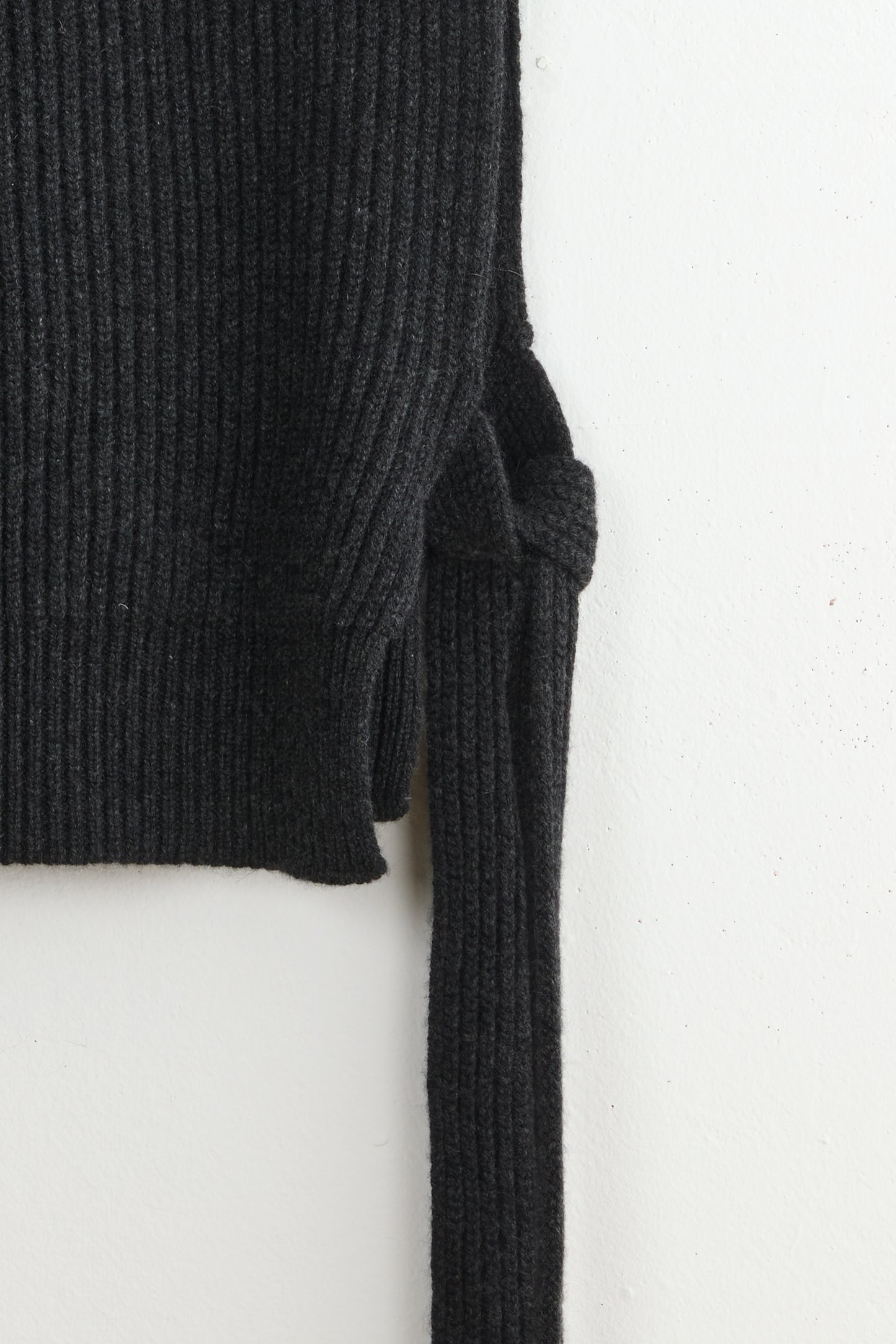 SLV HIGH NECK VEST