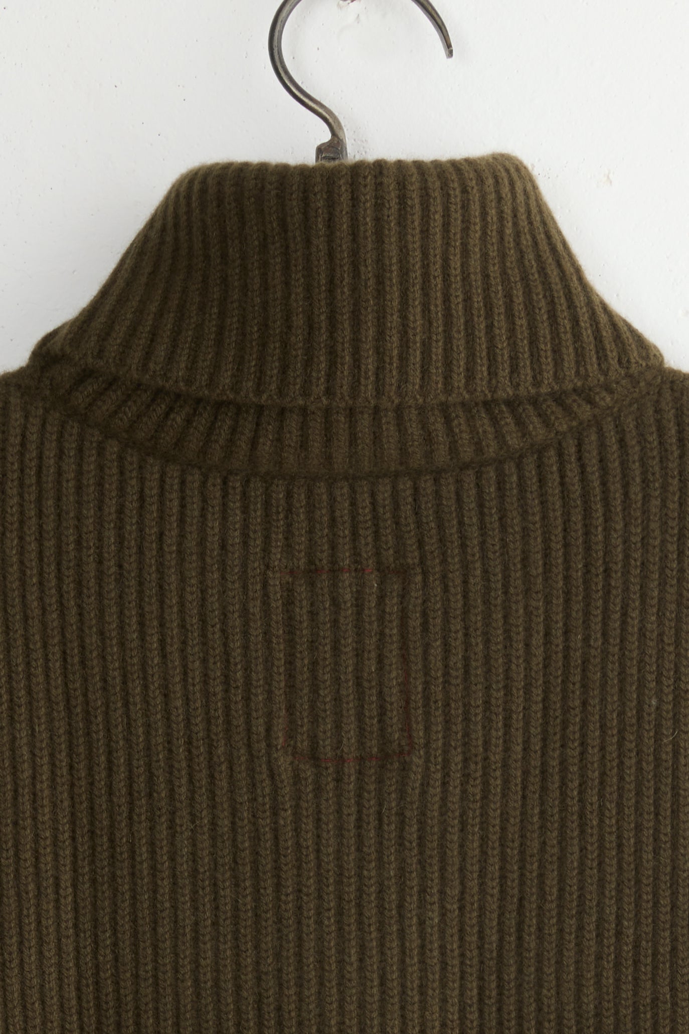 SLV HIGH NECK VEST