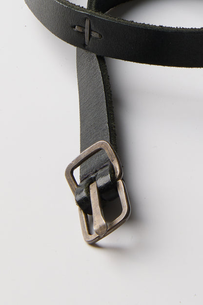 SMALL BUCKLE CROSS STUDDED SKINY BELT