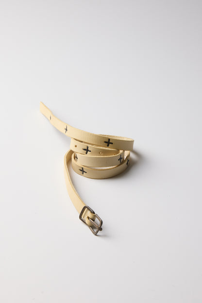 SMALL BUCKLE CROSS STUDDED SKINY BELT