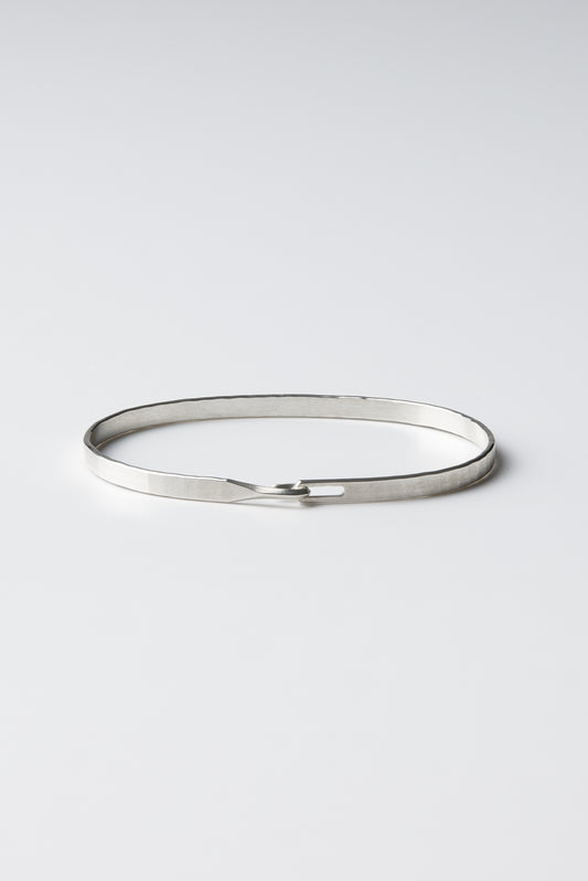 HOOK BAND BANGLE