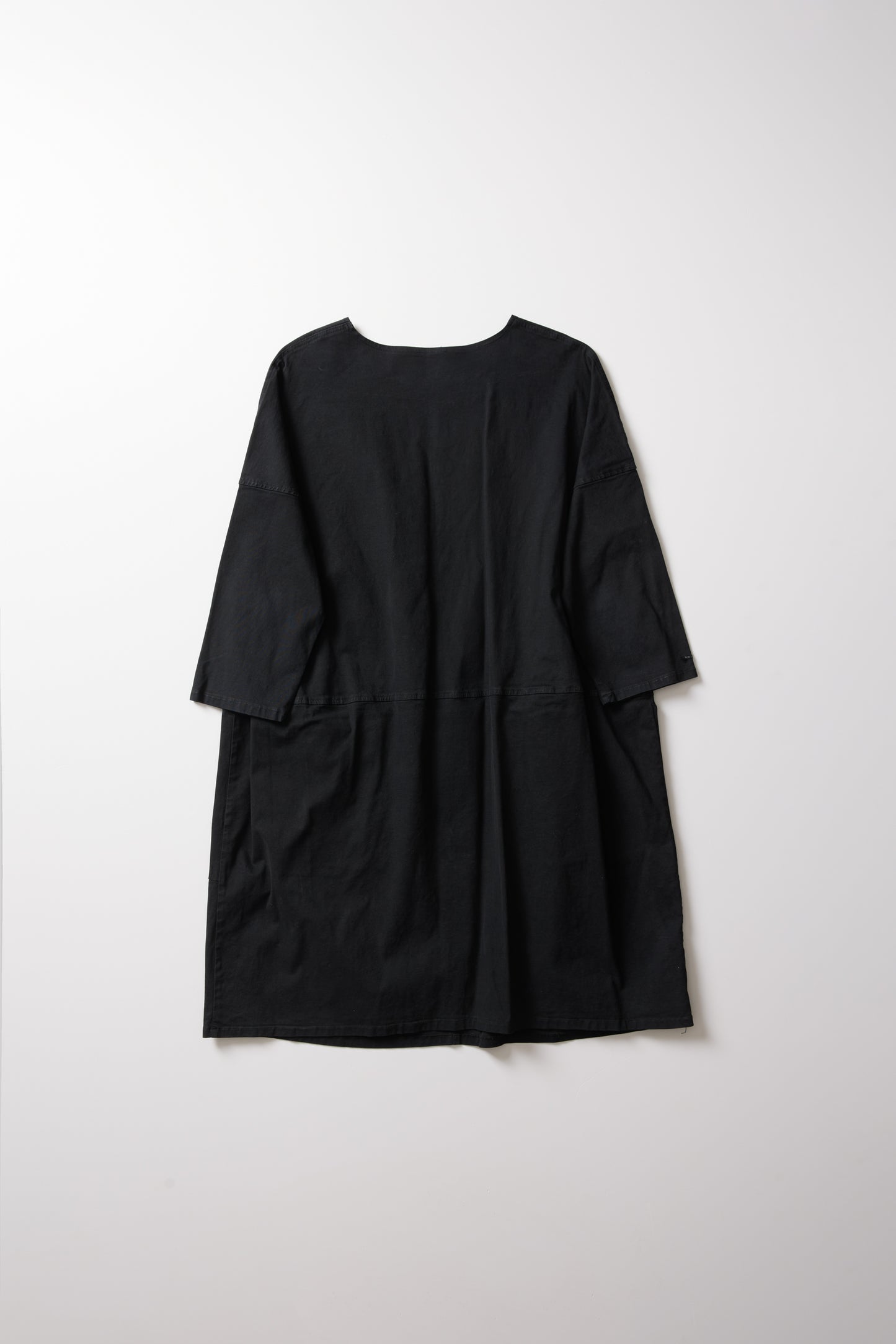 DRESS / ALBUM DI FAMIGLIA / L