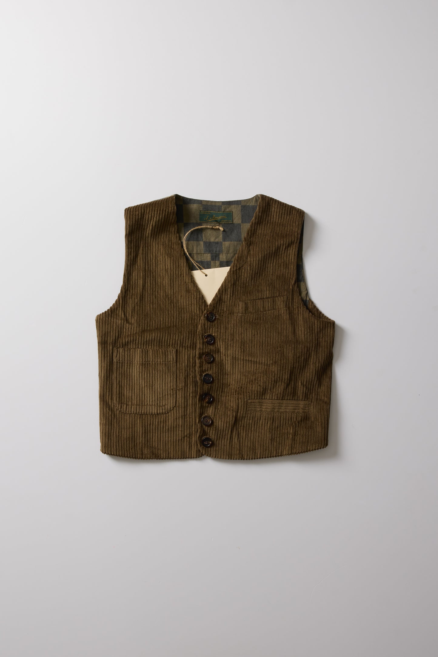 CORDUROY VEST / ALEKSANDR MANAMIS /3