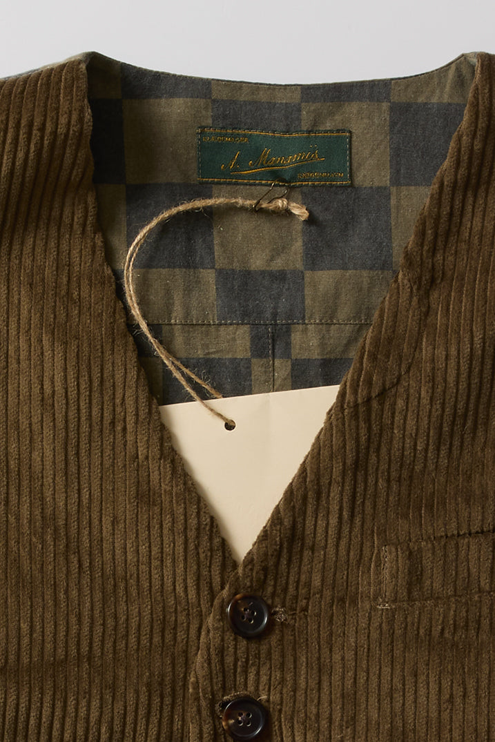 CORDUROY VEST / ALEKSANDR MANAMIS /3