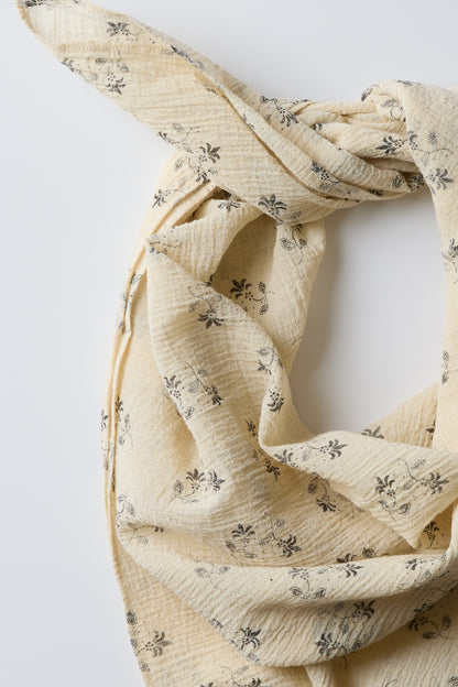 FLORAL SCARF