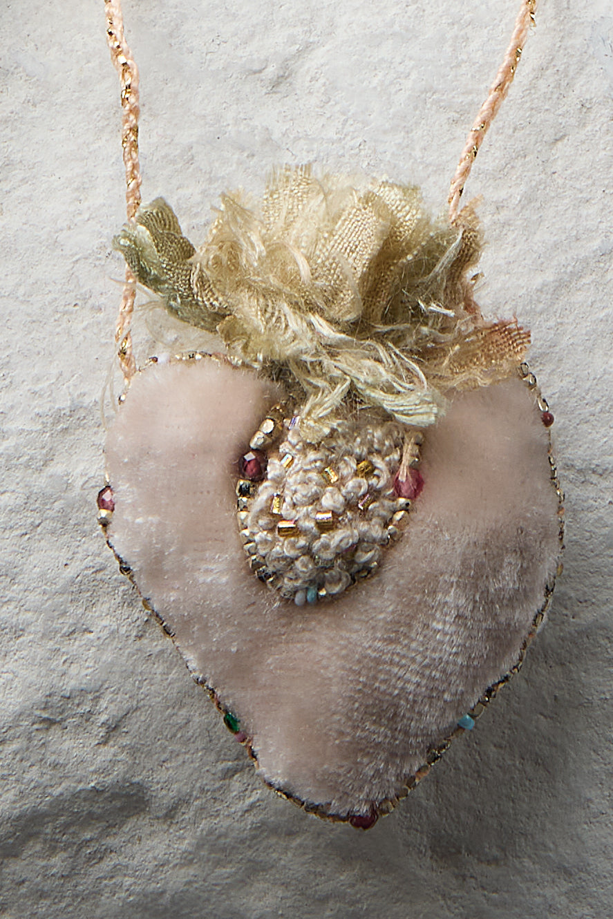 EMBROIDERED VELVET HEART NECKLACE