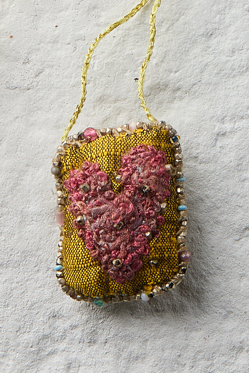 EMBROIDERED SQUARE NECKLACE