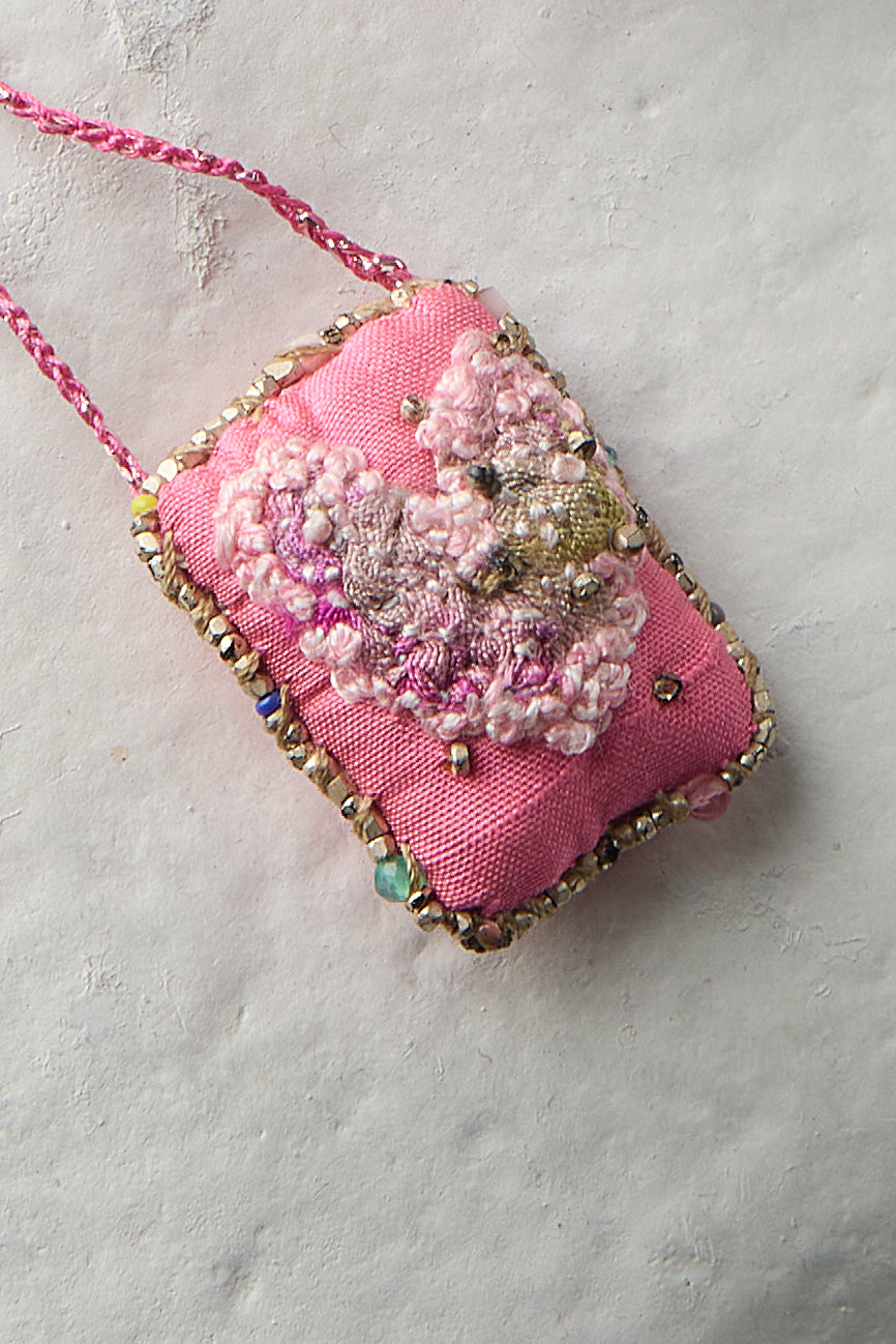EMBROIDERED SQUARE NECKLACE