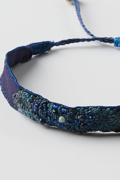 BLUE BEAD BRACELET
