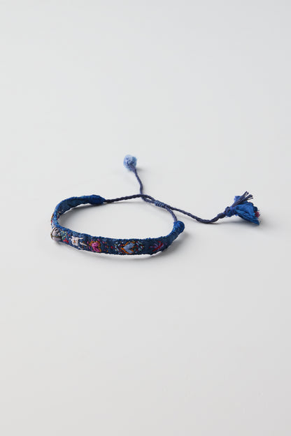 BLUE EMBROIDERED BRACELET