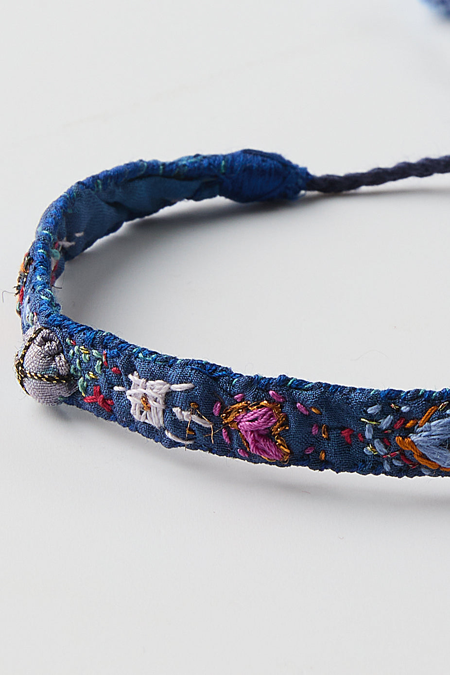BLUE EMBROIDERED BRACELET