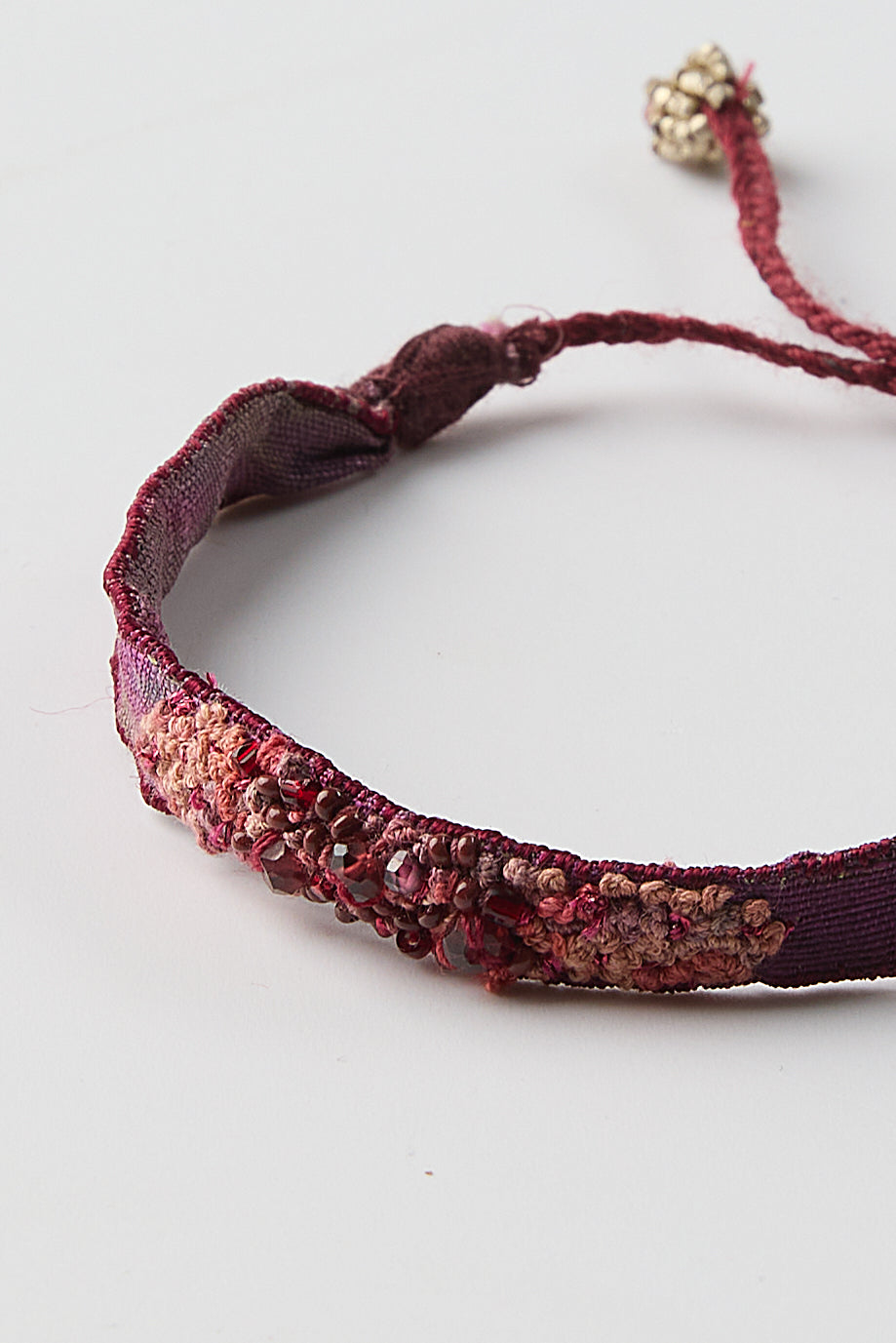 PURPLE BEAD BRACELET