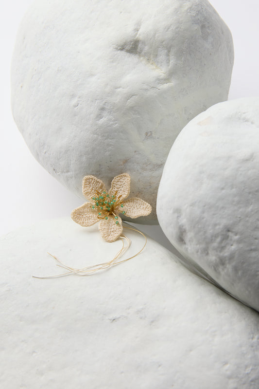 HAND CROCHET FLOWER BROOCH