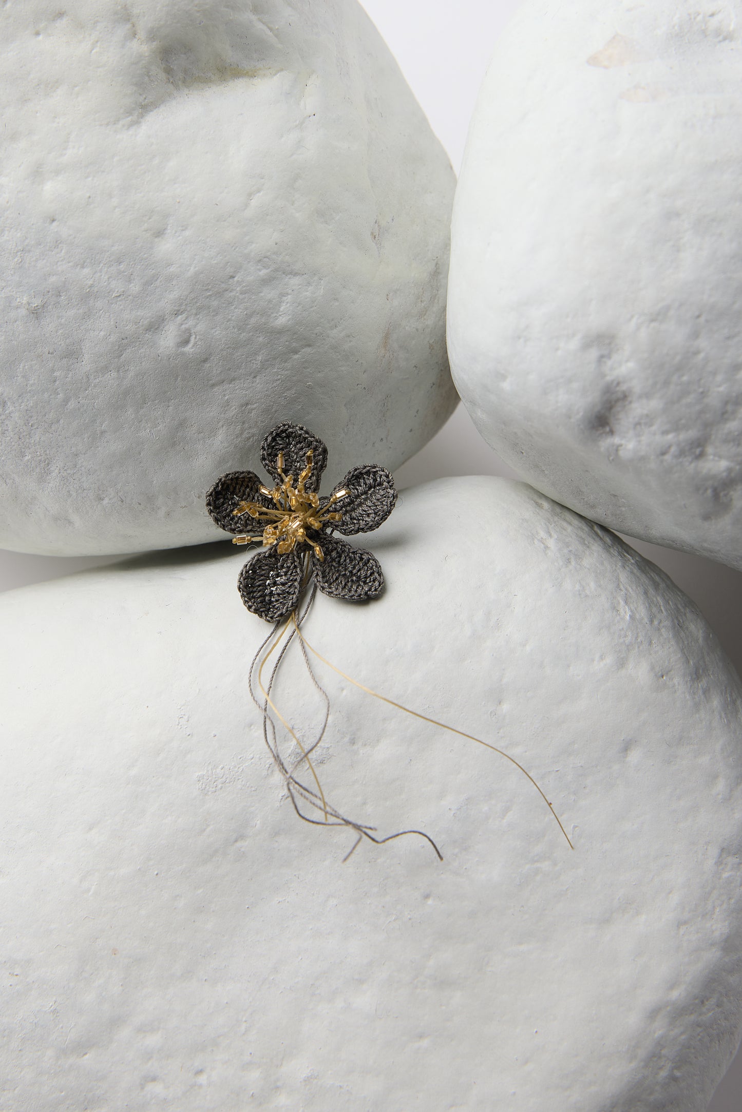 HAND CROCHET FLOWER BROOCH