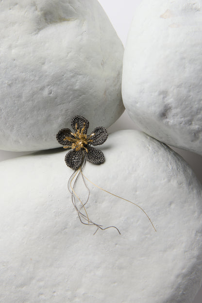 HAND CROCHET FLOWER BROOCH